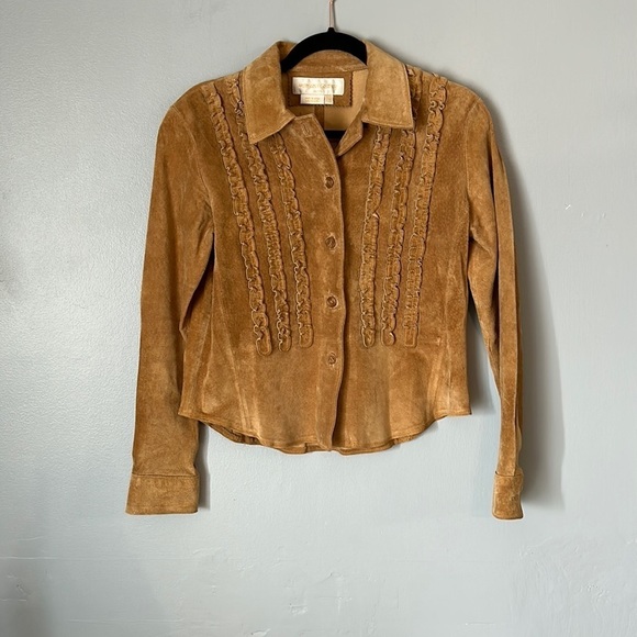 Margaret Godfrey Tan Suede Ruffle Button Front Shacket Size Medium Petite - Picture 2 of 5